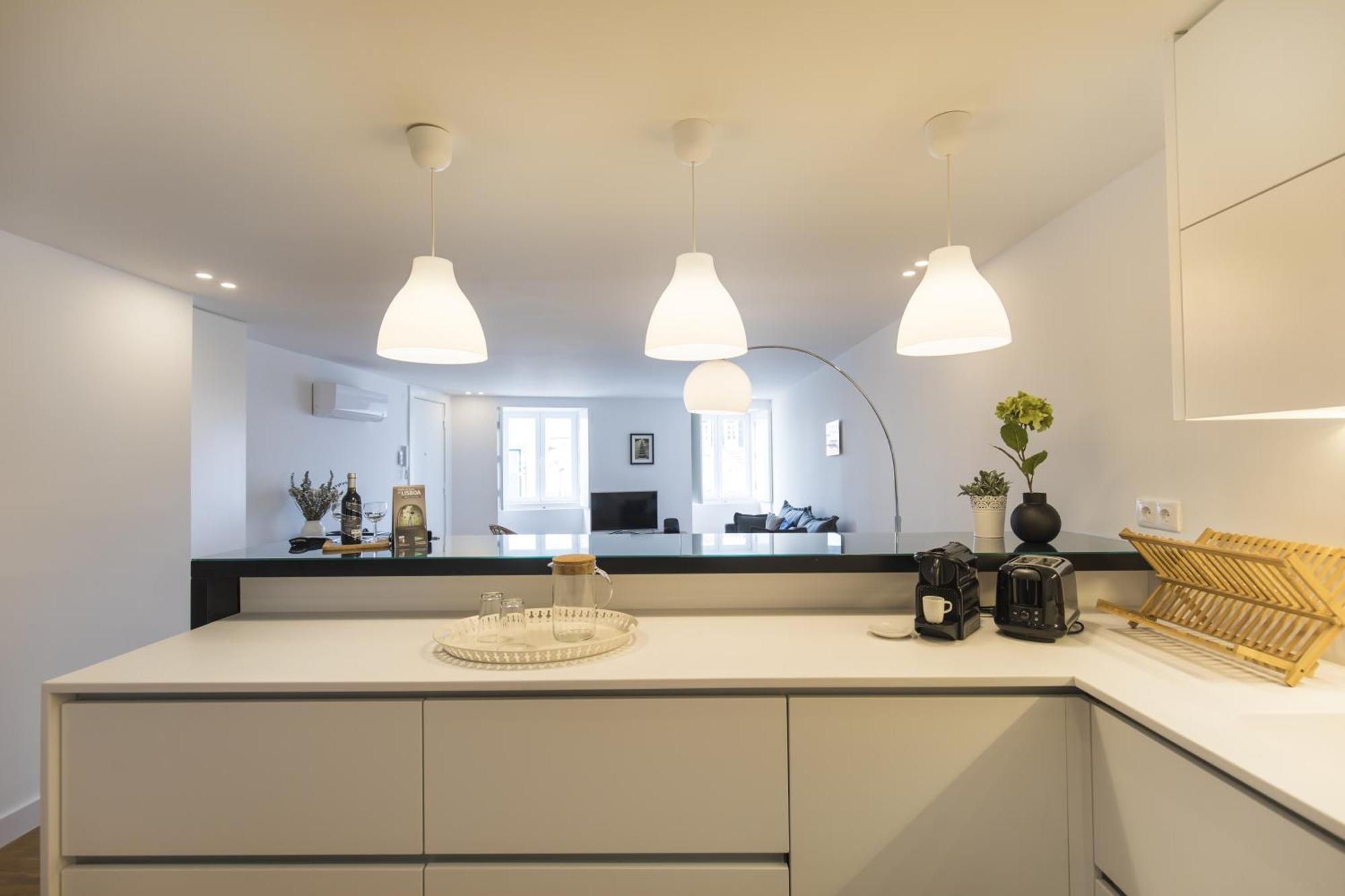 Lovely Duplex W Balcony Apartment Lissabon