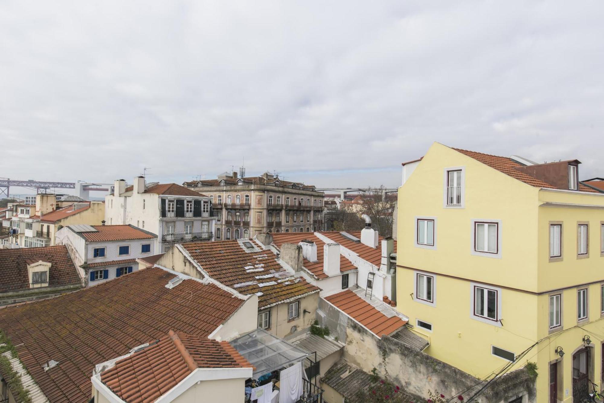 Lovely Duplex W Balcony * Lissabon